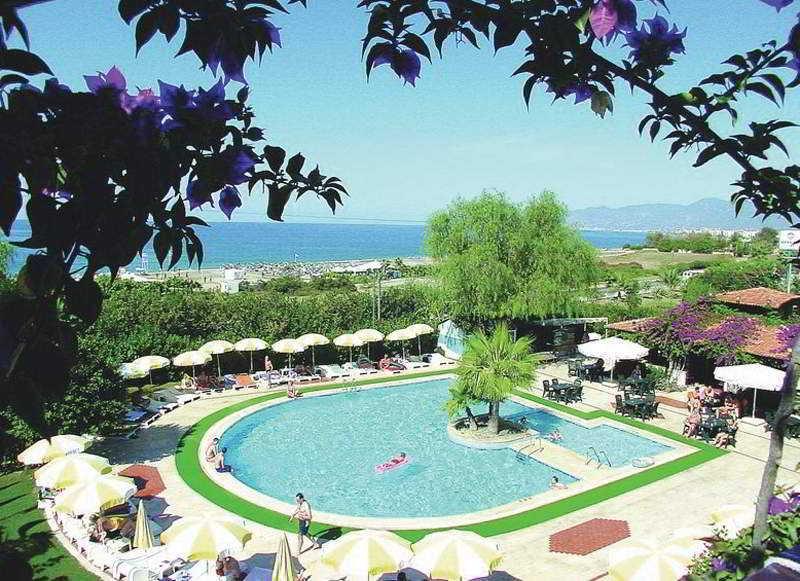 Titan Club Hotel Ultra All Inclusive كارغيجاكْ المظهر الخارجي الصورة